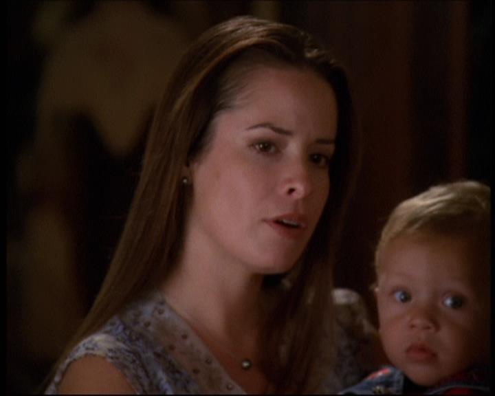 Charmed-Online-dot-net_607SoulSurvivor1383.jpg Charmed-Online-dot-net_607SoulSurvivor1383.jpg