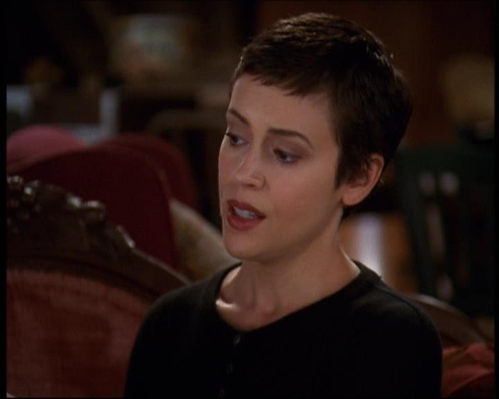 Charmed-Online-dot-net_607SoulSurvivor1486.jpg