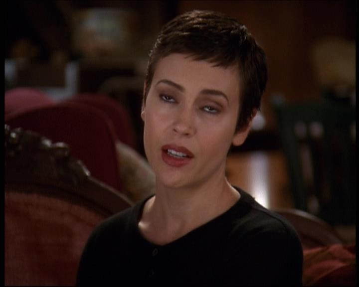 Charmed-Online-dot-net_607SoulSurvivor1489.jpg