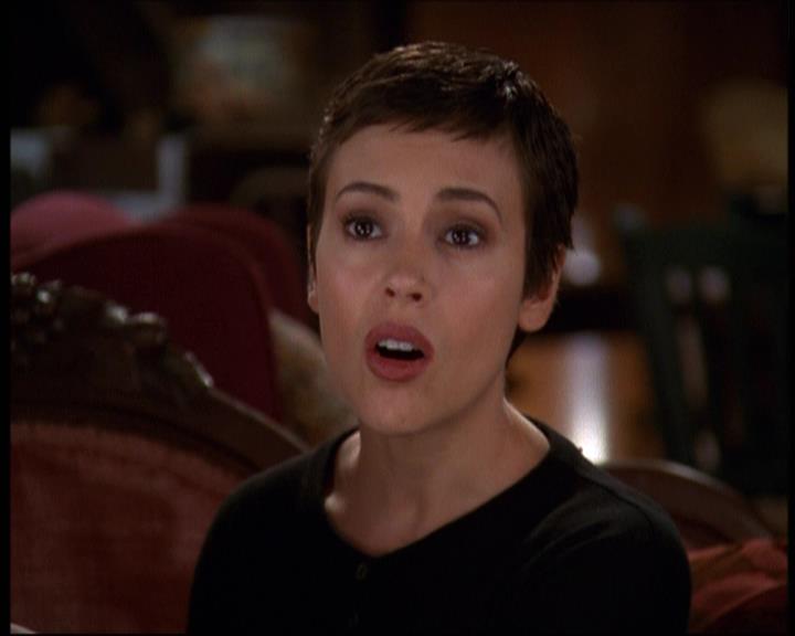 Charmed-Online-dot-net_607SoulSurvivor1493.jpg