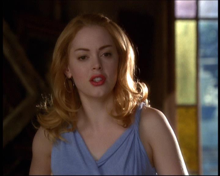 Charmed-Online-dot-net_607SoulSurvivor1505.jpg Charmed-Online-dot-net_607SoulSurvivor1505.jpg