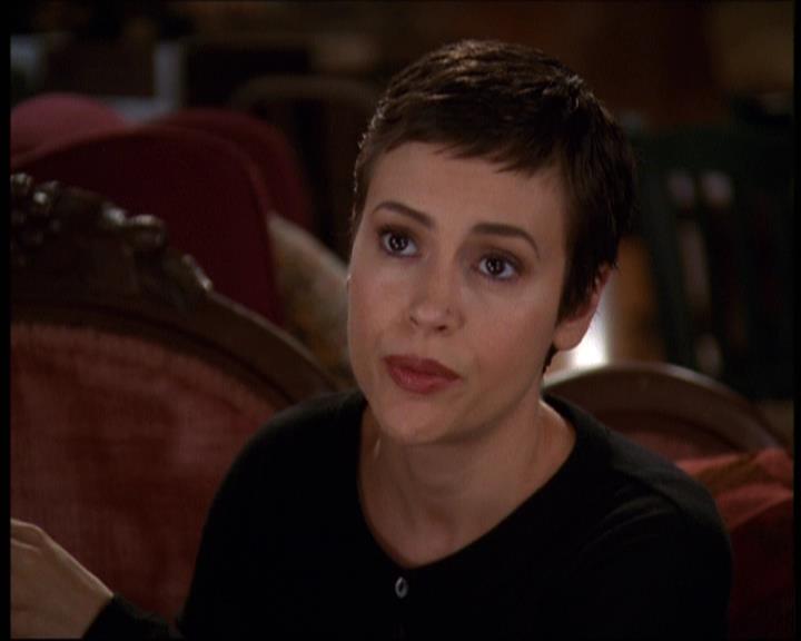 Charmed-Online-dot-net_607SoulSurvivor1515.jpg