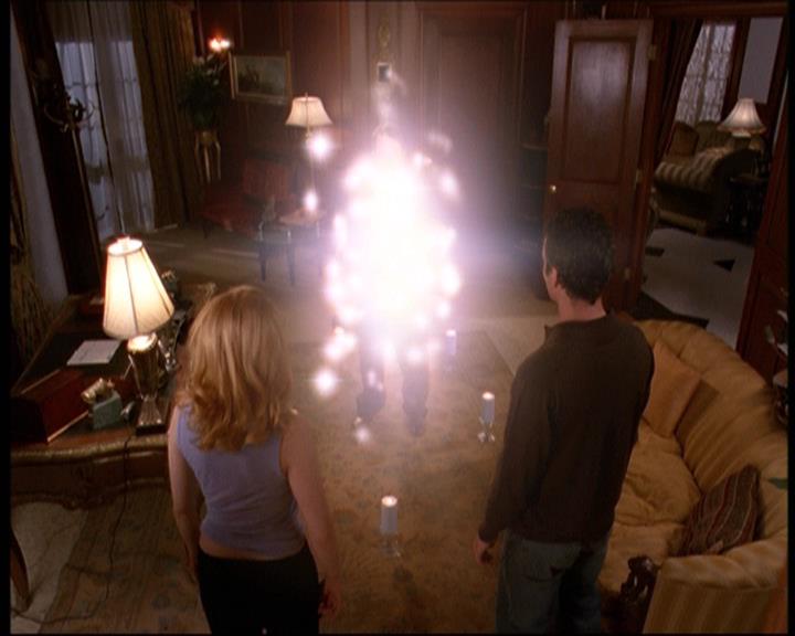 Charmed-Online-dot-net_607SoulSurvivor1806.jpg Charmed-Online-dot-net_607SoulSurvivor1806.jpg