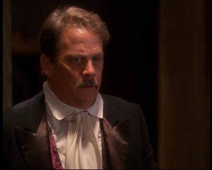 Charmed-Online-dot-net_607SoulSurvivor2029.jpg