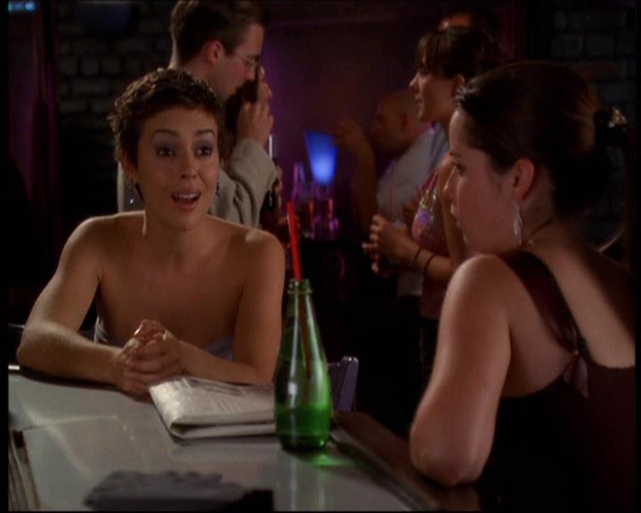 Charmed-Online-dot-net_607SoulSurvivor2242.jpg Charmed-Online-dot-net_607SoulSurvivor2242.jpg