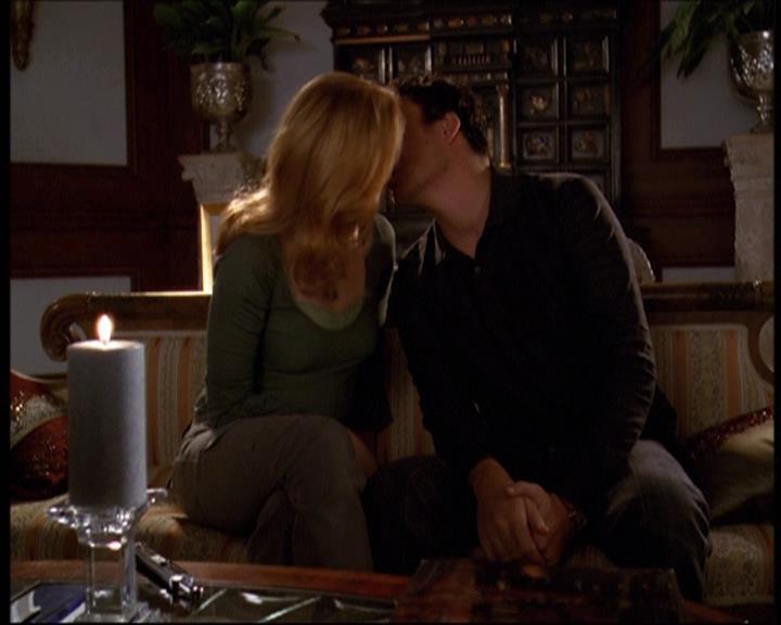 Charmed-Online-dot-net_607SoulSurvivor2321.jpg