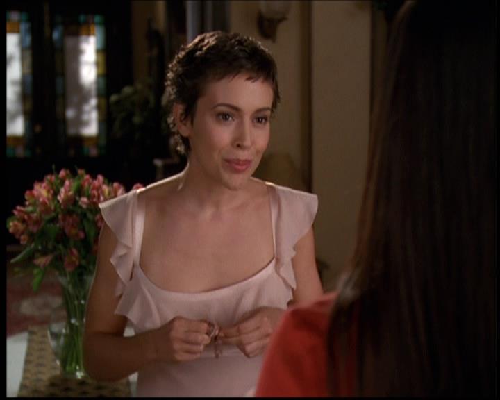 Charmed-Online-dot-net_608SwordAndTheCity0137.jpg