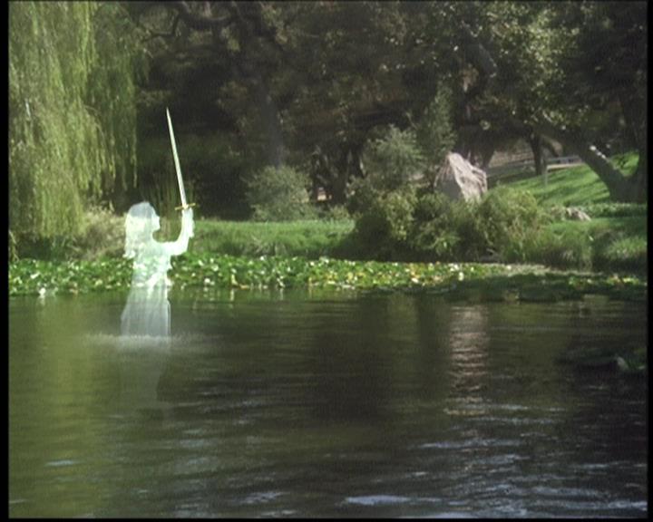 Charmed-Online-dot-net_608SwordAndTheCity0216.jpg