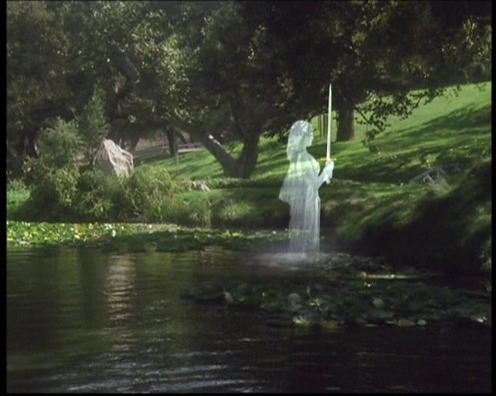Charmed-Online-dot-net_608SwordAndTheCity0220.jpg
