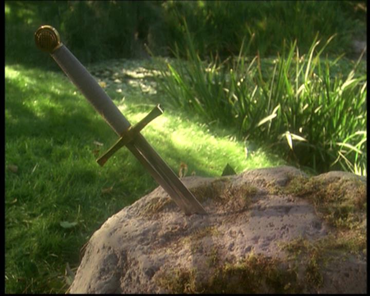 Charmed-Online-dot-net_608SwordAndTheCity0298.jpg Charmed-Online-dot-net_608SwordAndTheCity0298.jpg