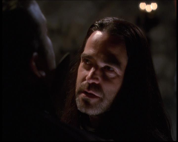 Charmed-Online-dot-net_608SwordAndTheCity0628.jpg