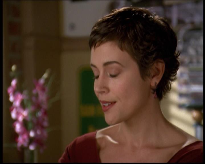 Charmed-Online-dot-net_608SwordAndTheCity0985.jpg