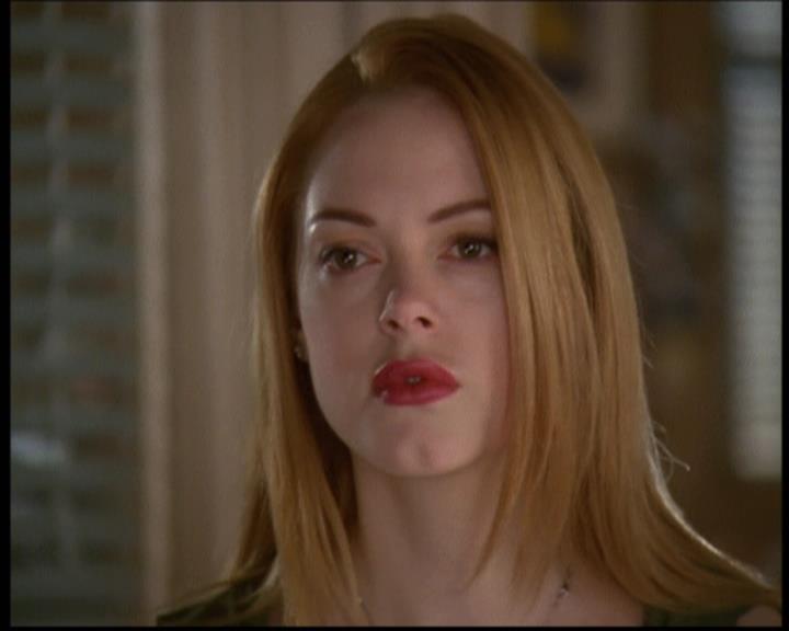 Charmed-Online-dot-net_608SwordAndTheCity0991.jpg