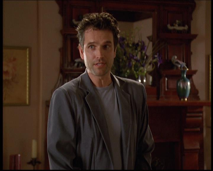 Charmed-Online-dot-net_608SwordAndTheCity1121.jpg