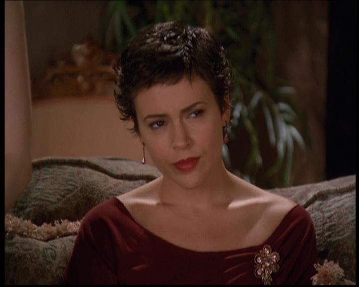Charmed-Online-dot-net_608SwordAndTheCity1135.jpg