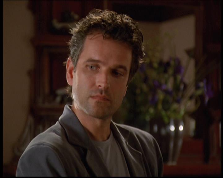 Charmed-Online-dot-net_608SwordAndTheCity1143.jpg