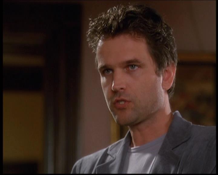Charmed-Online-dot-net_608SwordAndTheCity1185.jpg