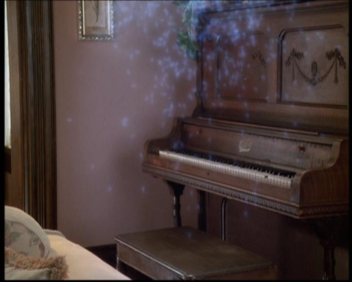 Charmed-Online-dot-net_608SwordAndTheCity1210.jpg Charmed-Online-dot-net_608SwordAndTheCity1210.jpg