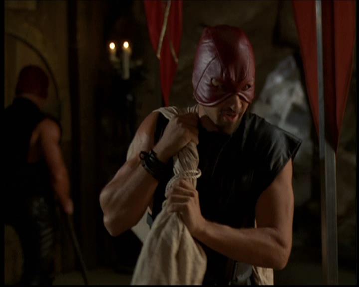 Charmed-Online-dot-net_608SwordAndTheCity1252.jpg