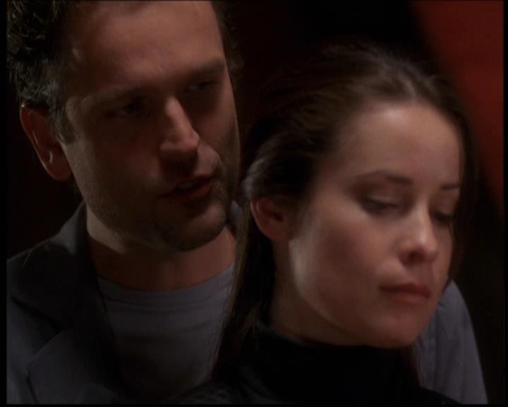 Charmed-Online-dot-net_608SwordAndTheCity1607.jpg Charmed-Online-dot-net_608SwordAndTheCity1607.jpg