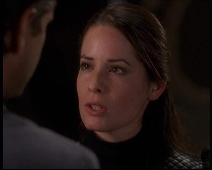 Charmed-Online-dot-net_608SwordAndTheCity1621.jpg