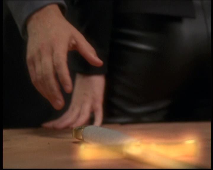 Charmed-Online-dot-net_608SwordAndTheCity1656.jpg