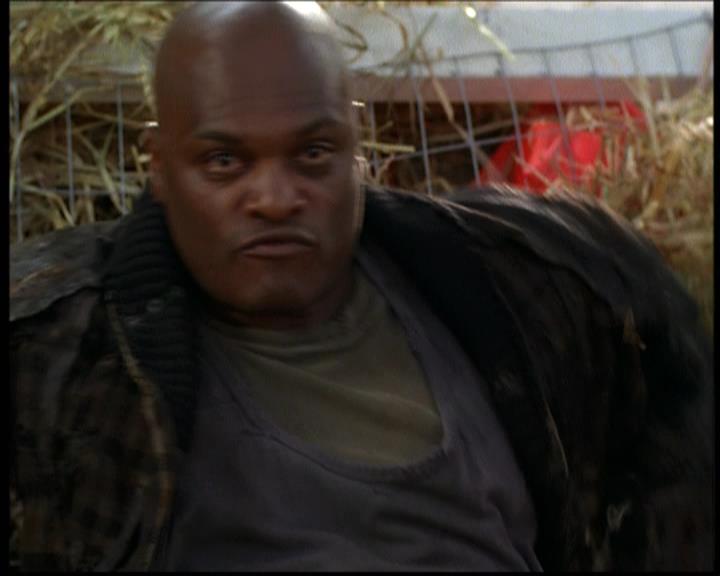 Charmed-Online-dot-net_608SwordAndTheCity1786.jpg