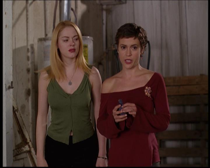 Charmed-Online-dot-net_608SwordAndTheCity1791.jpg