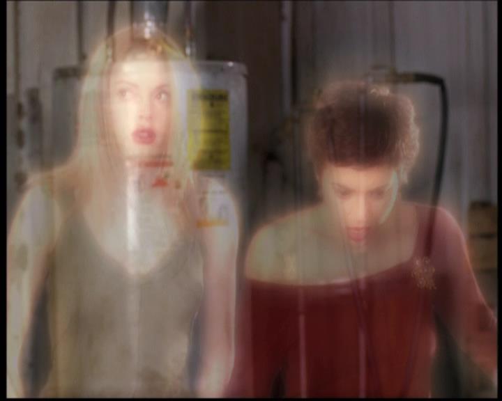 Charmed-Online-dot-net_608SwordAndTheCity1813.jpg