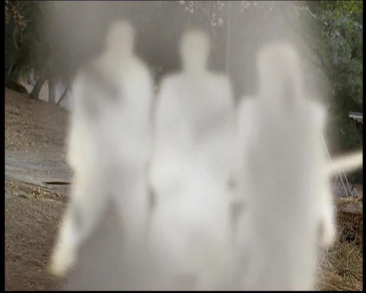 Charmed-Online-dot-net_608SwordAndTheCity1817.jpg