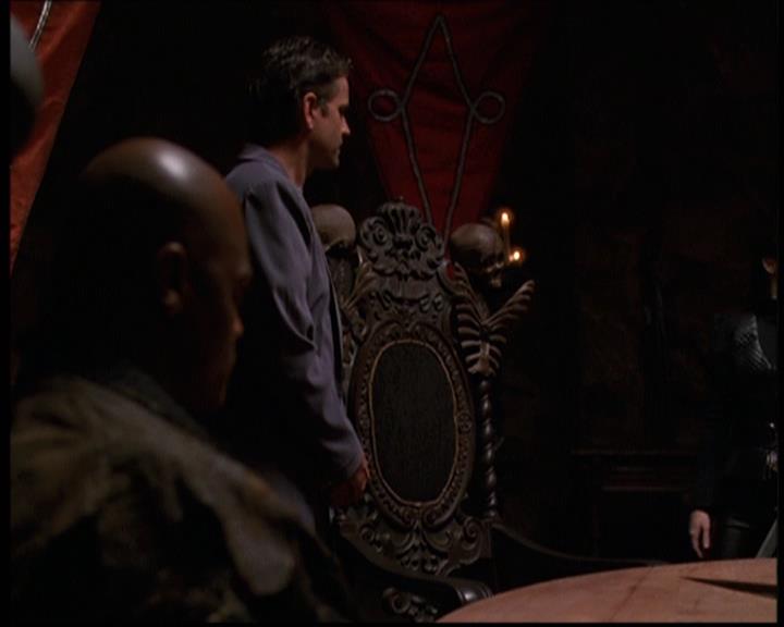 Charmed-Online-dot-net_608SwordAndTheCity1841.jpg