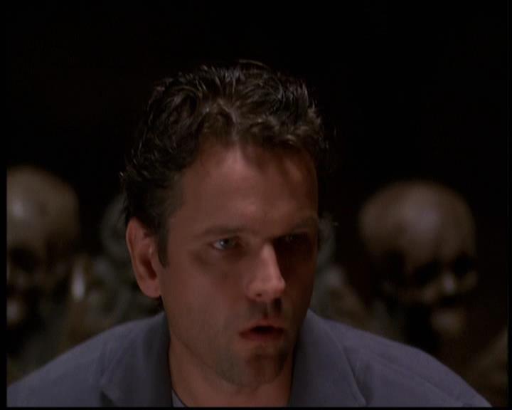 Charmed-Online-dot-net_608SwordAndTheCity1860.jpg