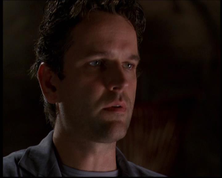 Charmed-Online-dot-net_608SwordAndTheCity1938.jpg
