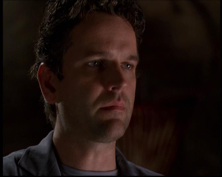 Charmed-Online-dot-net_608SwordAndTheCity1939.jpg