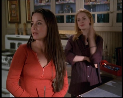 Charmed-Online-dot-net_608SwordAndTheCity0034.jpg