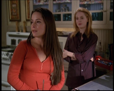 Charmed-Online-dot-net_608SwordAndTheCity0038.jpg