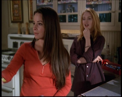 Charmed-Online-dot-net_608SwordAndTheCity0042.jpg