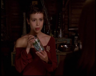 Charmed-Online-dot-net_608SwordAndTheCity1333.jpg