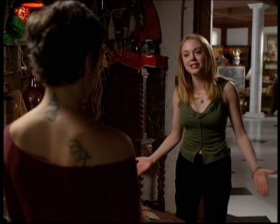 Charmed-Online-dot-net_608SwordAndTheCity1361.jpg