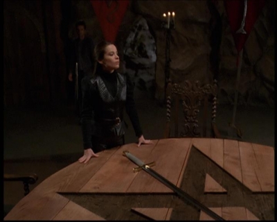 Charmed-Online-dot-net_608SwordAndTheCity1583.jpg