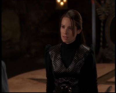 Charmed-Online-dot-net_608SwordAndTheCity1674.jpg