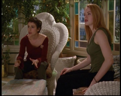 Charmed-Online-dot-net_608SwordAndTheCity2030.jpg