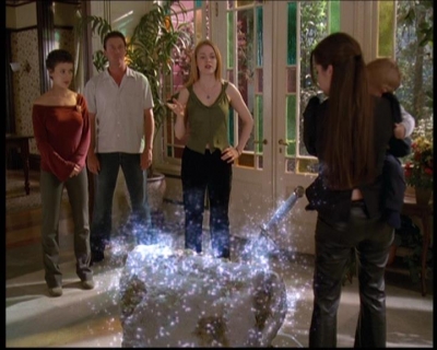 Charmed-Online-dot-net_608SwordAndTheCity2149.jpg