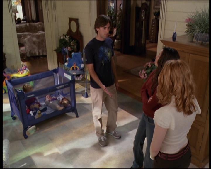 Charmed-Online-dot-609LittleMonsters0394.jpg Charmed-Online-dot-609LittleMonsters0394.jpg