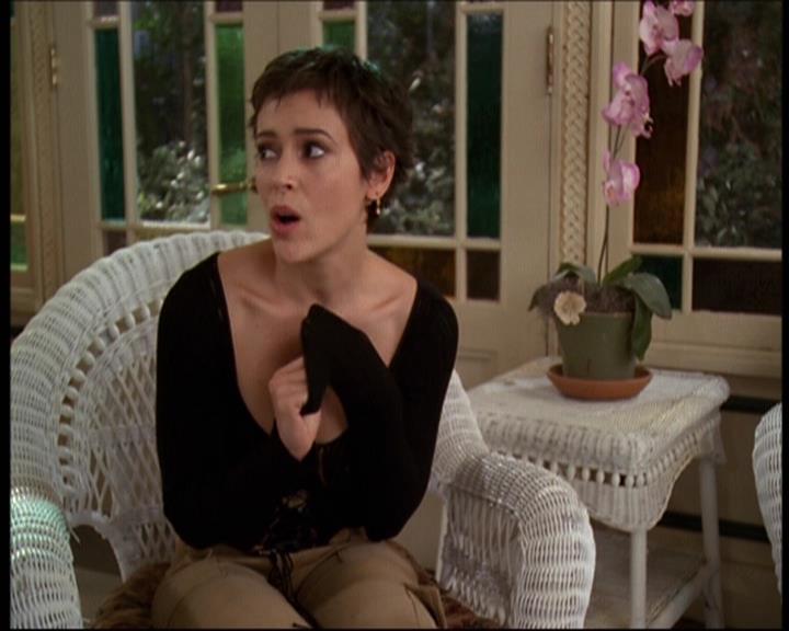 Charmed-Online-dot-609LittleMonsters0430.jpg Charmed-Online-dot-609LittleMonsters0430.jpg