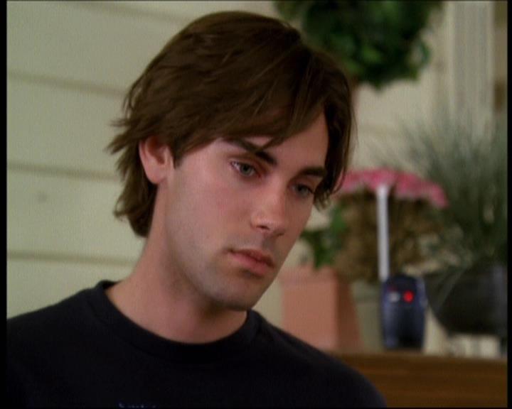 Charmed-Online-dot-609LittleMonsters0443.jpg Charmed-Online-dot-609LittleMonsters0443.jpg