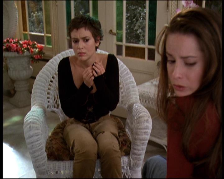 Charmed-Online-dot-609LittleMonsters0477.jpg Charmed-Online-dot-609LittleMonsters0477.jpg