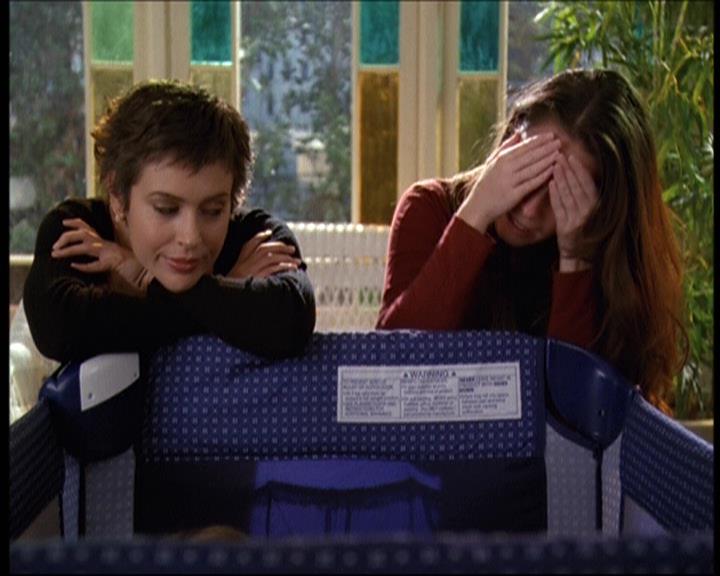 Charmed-Online-dot-609LittleMonsters0516.jpg Charmed-Online-dot-609LittleMonsters0516.jpg