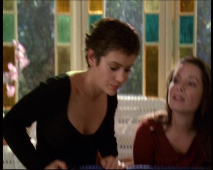 Charmed-Online-dot-609LittleMonsters0563.jpg Charmed-Online-dot-609LittleMonsters0563.jpg