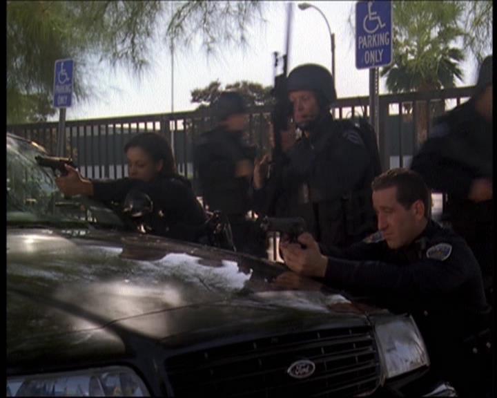 Charmed-Online-dot-609LittleMonsters0842.jpg Charmed-Online-dot-609LittleMonsters0842.jpg